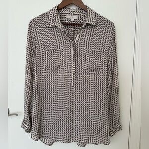 LOFT Women's Brown and White Patterned Top